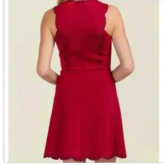 Francesca’s Women’s Red Scalloped Edge Runway Cocktail Dress Size Large - Picture 6 of 6